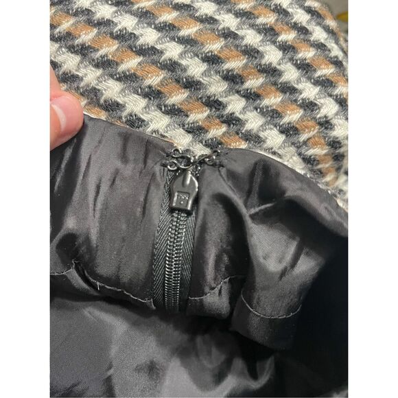 Talbots Women’s Tan Black Ivory ALine Lined Houndstooth Wool Skirt Petite 14 - Picture 13 of 13